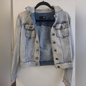 Kut from the Kloth Light Blue Wash Denim Jacket